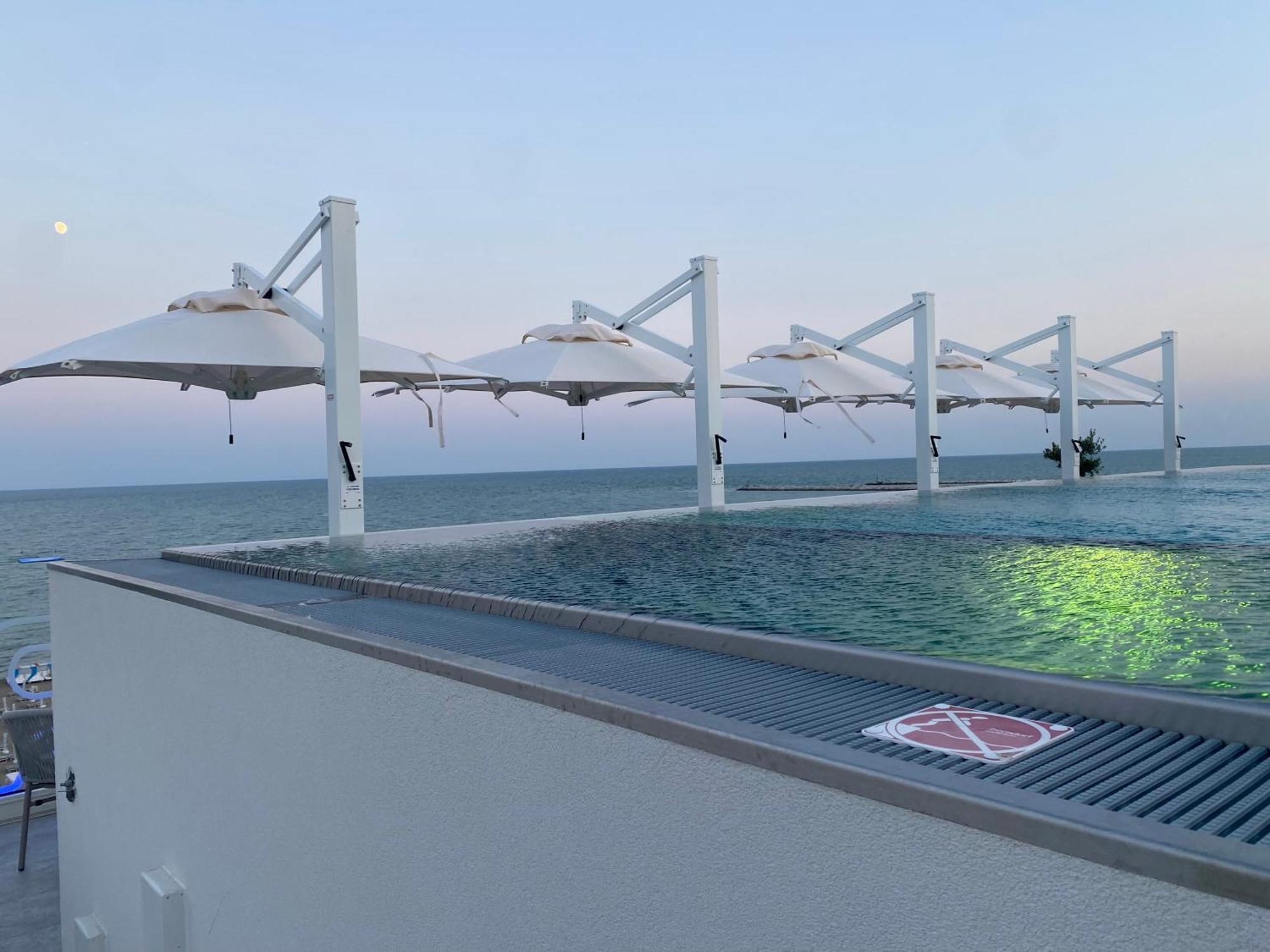 Unico Hotel Caorle Luaran gambar